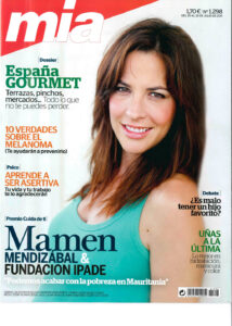 Portada de la revista Mia del mes de julio de 2011